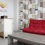Trendy 1Br Near Itb @ Dago Suites Apartment By Travelio